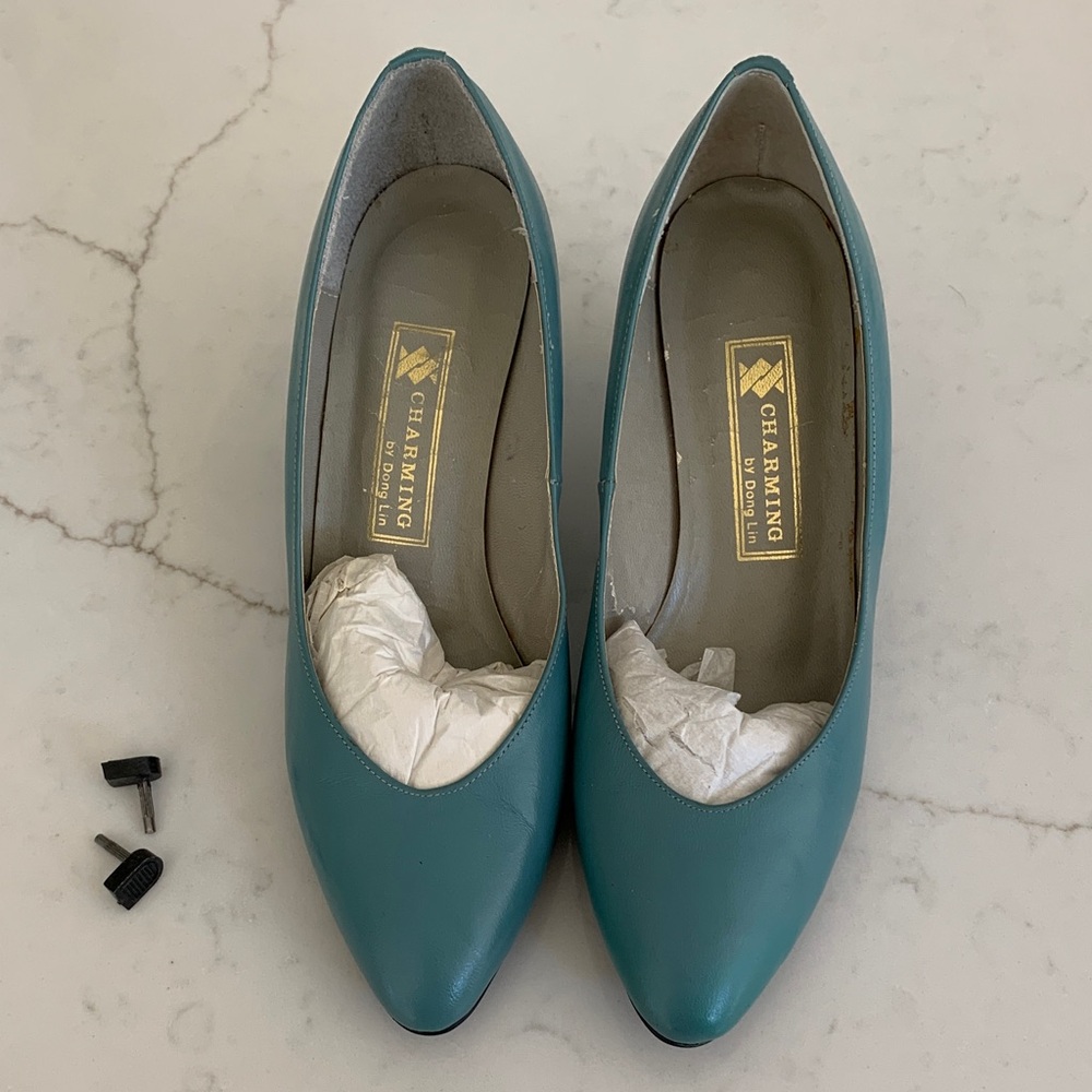 NEW!! Blue 2.5” Heels Leather Shoes